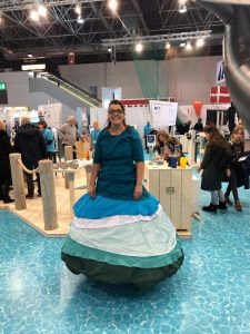 WaterRanger und Vorstandsmitglied Gilian Gerke zeigt vollen Einsatz - auch am Messestand.